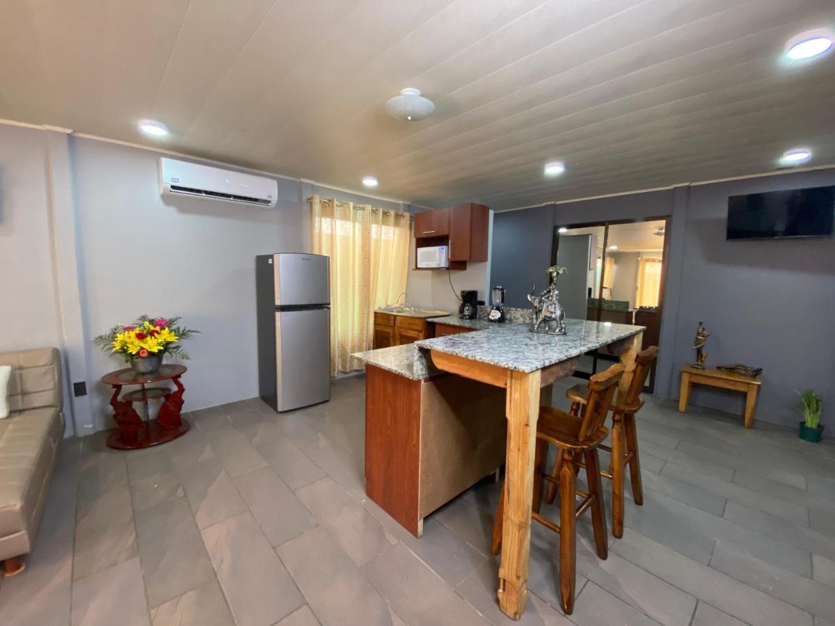 Apartament Harmonious House Sierpe Zewnętrze zdjęcie